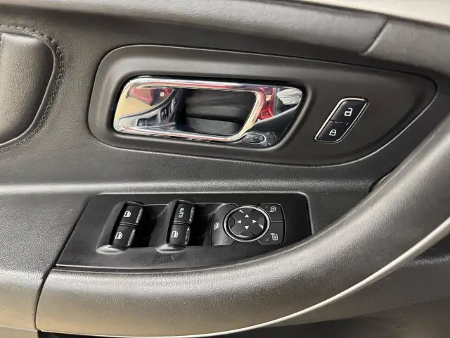 2017 Ford Taurus SEL in Cars & Trucks in Guelph - Image 13