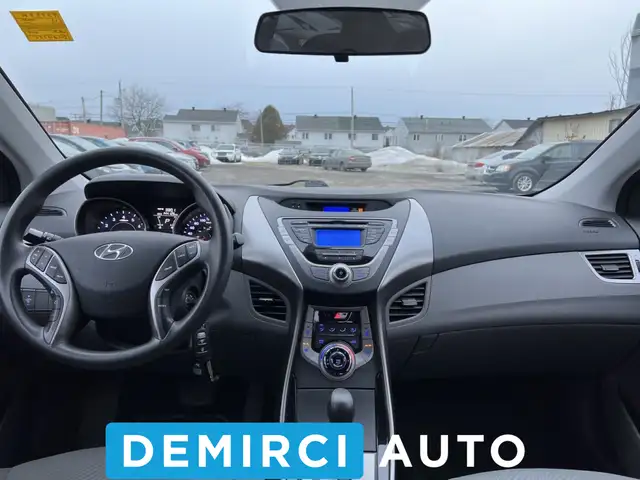2013 Hyundai Elantra **SAAQ CERTIFIEE**GL**SIEGES CHAUFFANTS**BL in Cars & Trucks in Laval / North Shore - Image 10