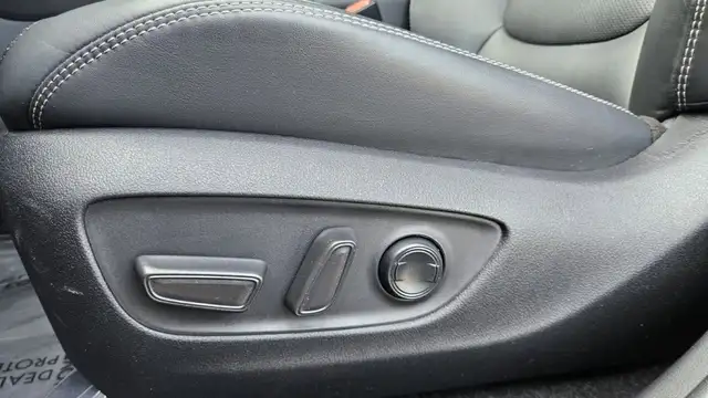 2021 Toyota RAV4 Limitée in Cars & Trucks in Longueuil / South Shore - Image 12