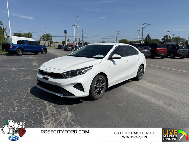 2022 Kia Forte in Cars & Trucks in Windsor Region