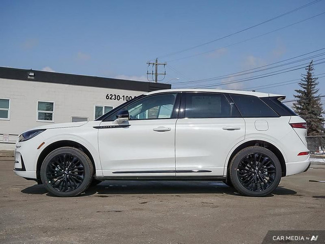 2025 Lincoln Corsair Premiere in Cars & Trucks in Edmonton - Image 3