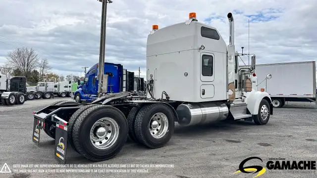 2020 KENWORTH W900L HIGHWAY / SLEEPER TRUCK / TRACTOR in Heavy Trucks in Chilliwack - Image 5