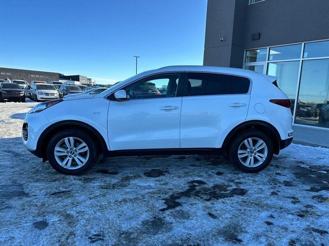 2019 Kia Sportage LX in Cars & Trucks in St. Albert - Image 4