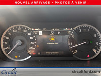 Le Land Rover Defender 2023 hybride X-Dynamic SL est une version hybride légère (MHEV) du Defender 1... (image 8)