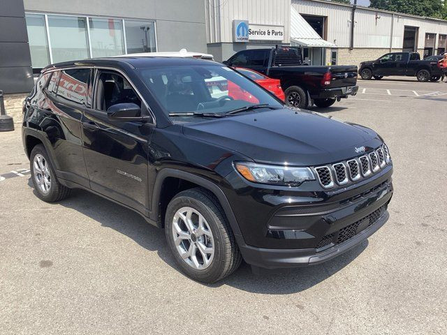 2025 Jeep Compass Sport in Cars & Trucks in Oakville / Halton Region - Image 3
