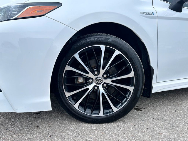 2020 Toyota Camry Hybrid SE | CLEAN CARFAX | FULL SERVICE HISTOR in Cars & Trucks in Stratford - Image 4