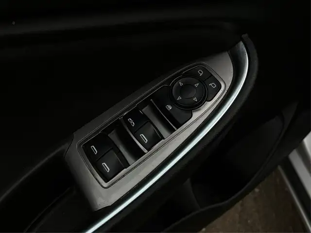 2021 Chevrolet Malibu SPORT EDITION 1OWNER PANORAMIC LOADED WE F in Cars & Trucks in London - Image 31