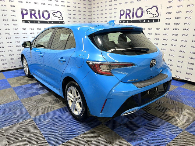 2020 Toyota Corolla Hatchback in Cars & Trucks in Ottawa - Image 3