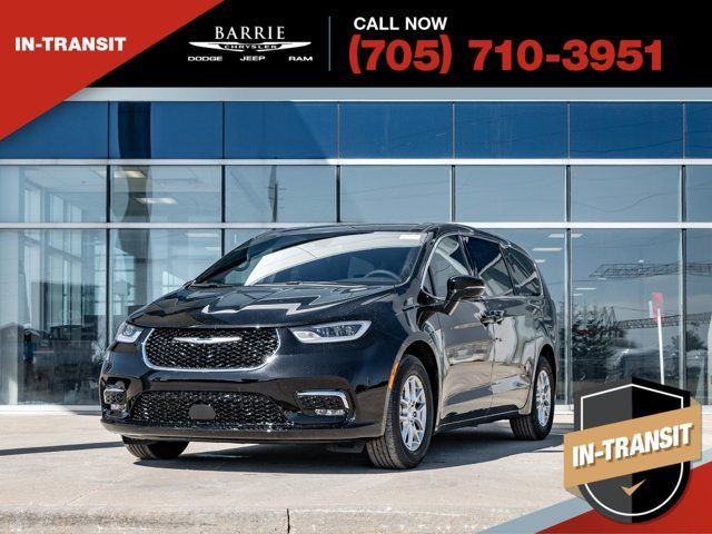2025 Chrysler Pacifica Select in Cars & Trucks in Barrie
