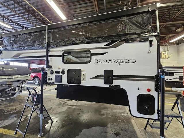 2024 Palomino Backpack Truck Camper Soft Side SS-1251 in Travel Trailers & Campers in Edmonton - Image 3