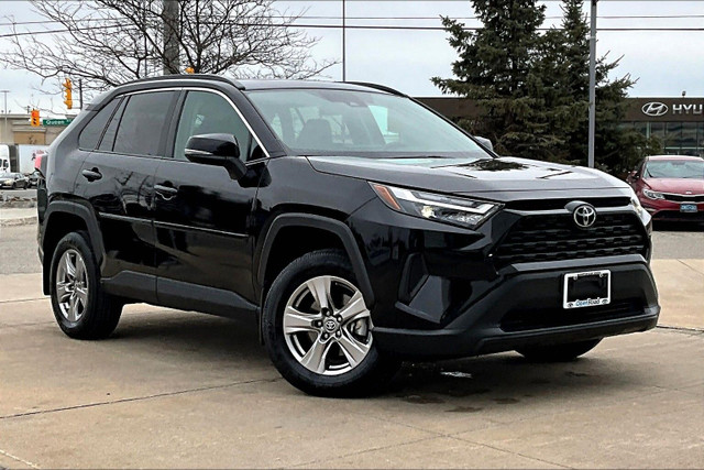 2024 Toyota RAV4 XLE AWD in Cars & Trucks in Mississauga / Peel Region - Image 3