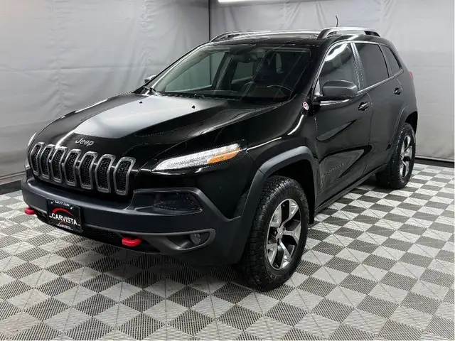 2017 Jeep Cherokee TRAILHAWK L 4X4 - REMOTE START/LEATHER INTERI in Cars & Trucks in Winnipeg - Image 5
