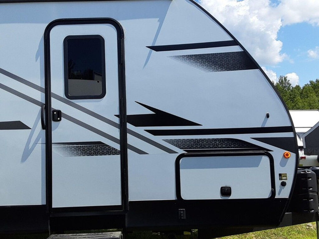  2022 Dutchmen Coleman 2715RL in Travel Trailers & Campers in Annapolis Valley - Image 3