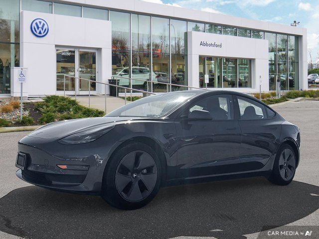 2021 Tesla Model 3 in Cars & Trucks in Abbotsford