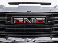 This GMC Sierra 2500HD boasts a sturdy engine powering this Automatic transmission. * This GMC Sierr... (image 7)