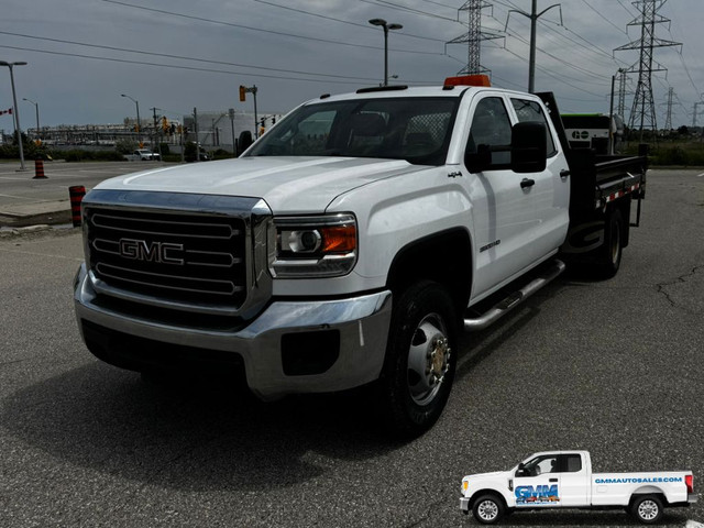 2018 GMC Sierra 3500HD Dually Crew Cab Flat Bed 4WD in Cars & Trucks in City of Toronto - Image 3