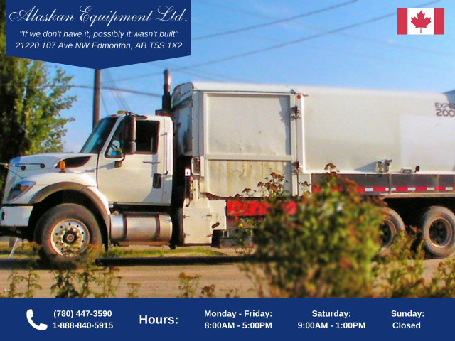 2012 International WORKSTAR 7400 Refuse Truck in Heavy Trucks in St. Albert