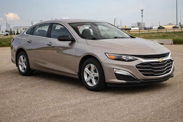 2022 Chevrolet Malibu AUTOMATIC LOW KMS in Cars & Trucks in Strathcona County - Image 7