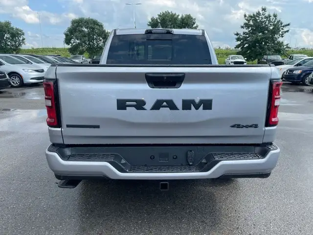 2025 Ram 1500 Big Horn in Cars & Trucks in Ottawa - Image 6