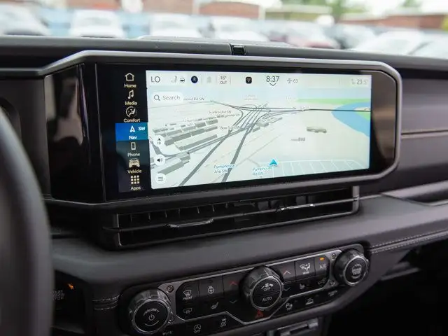 2025 Jeep Wrangler Sahara 4x4, Off-Road Camera, Heated McKinley in Cars & Trucks in Calgary - Image 16