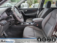 Engine: Moteur à 4 cylindres 2.4L L/100Km City: 11.8 L/100Km Hwy: 8.7 Safety Equipment Système antip... (image 8)
