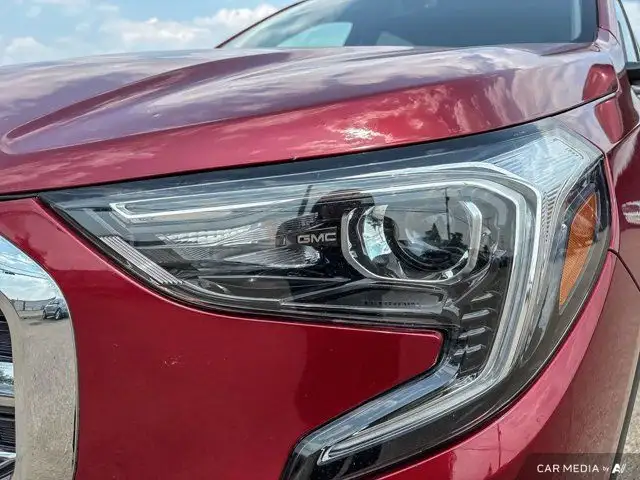 2018 GMC Terrain SLT | Apple Carplay | Heated Seats dans Autos et camions dans Saskatoon - Image 14