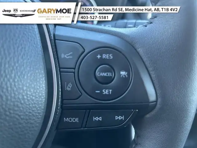 2023 Toyota RAV4 Hybrid XLE - Sunroof - Power Liftgate in Cars & Trucks in Medicine Hat - Image 13