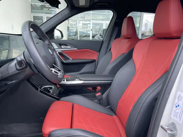 2025 BMW X1 XDrive28i in Cars & Trucks in Laval / North Shore - Image 20