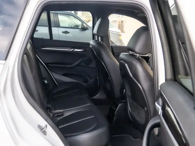 2021 BMW X1 xDrive28i - Sport Line I Pano Roof I Carplay I LED in Cars & Trucks in Saskatoon - Image 26