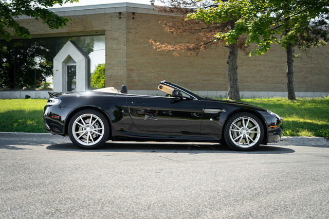 2014 Aston Martin V8 Vantage in Cars & Trucks in Mississauga / Peel Region - Image 4