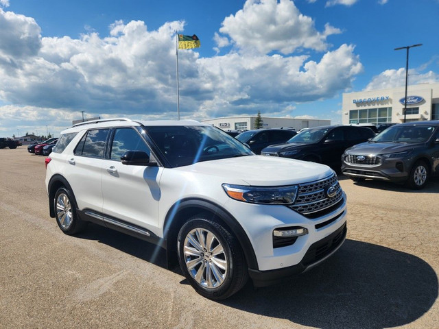 Ford Explorer Limited 2022 in Cars & Trucks in Saskatoon