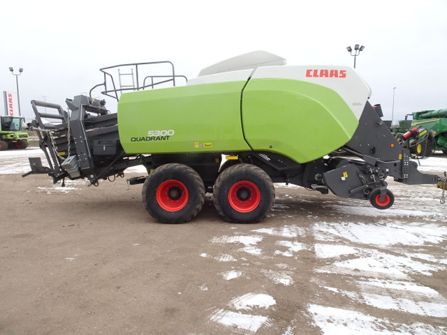 2020 CLAAS 5300 Quadrant Baler in Farming Equipment in Regina - Image 4