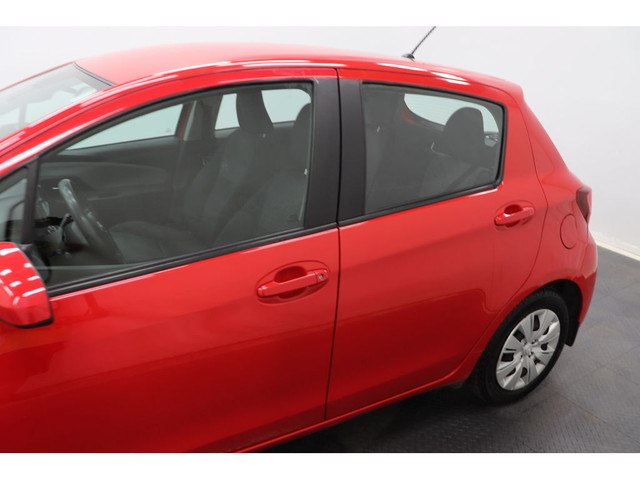 2017 Toyota Yaris LE HATCHBACK, BLUETOOTH, CRUISE, GR ELECTRIQUE in Cars & Trucks in Longueuil / South Shore - Image 4