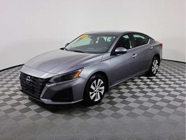 2023 Nissan Altima S | 8-inch touchscreen | VC-Turbo Engine | in Cars & Trucks in Calgary