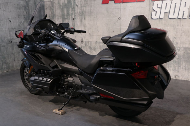 2021 Honda GOLDWING DCT TOUR in Street, Cruisers & Choppers in Laurentides - Image 4