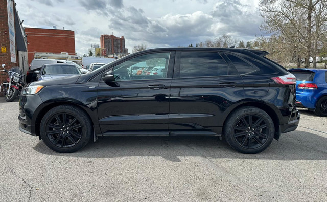 2020 Ford Edge ST Line. Navigation, Back-Up Camera, Very Low Kms in Cars & Trucks in Calgary - Image 3