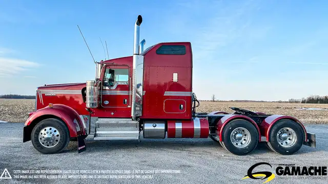 2019 KENWORTH W900L HIGHWAY / SLEEPER TRUCK / TRACTOR in Heavy Trucks in Chilliwack - Image 18