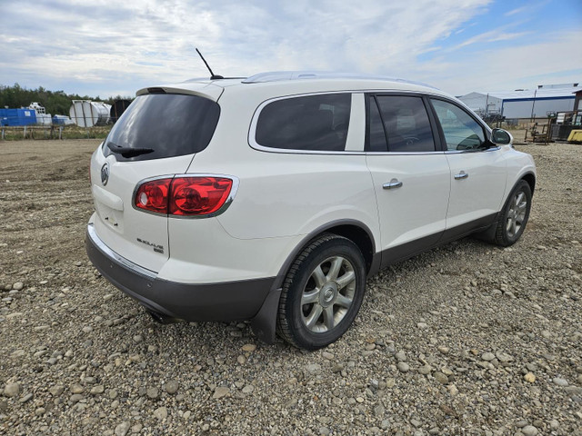 2010 Buick Enclave in Cars & Trucks in Edmonton - Image 3