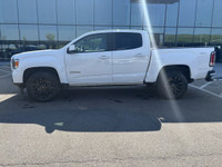 2022 GMC CANYON ELEVATION 4WD * CREW CAB 128 * HIGH ELEVATION PACKAGE * ACCIDENT FREE CARFAX * ONE O... (image 2)