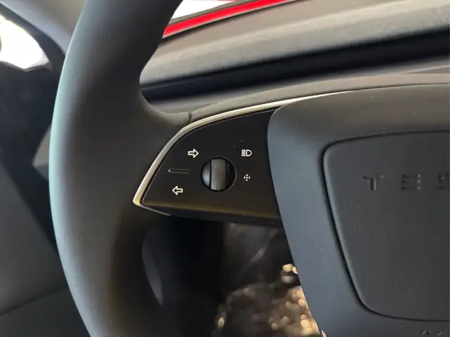 Tesla Model 3 2024 in Cars & Trucks in Markham / York Region - Image 65
