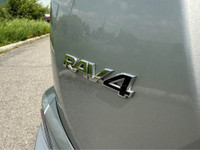 XLE / ALL WHEEL DRIVE! SUPER CLEAN SUV HELLO OTTAWAAAAA! WE FINANCE EVERYONE! No hidden fees—just ta... (image 6)