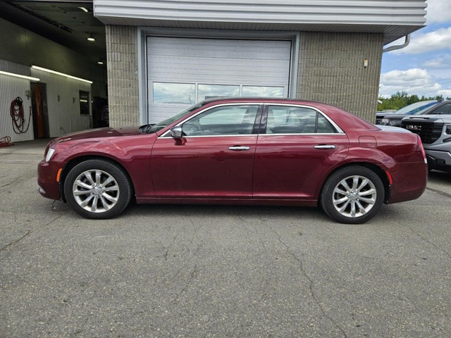 2017 CHRYSLER 300 300C, AWD, CUIR, GPS, TOIT PANORAMIQUE in Cars & Trucks in Shawinigan - Image 2