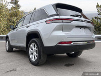 Recent Arrival! 2023 Jeep Grand Cherokee Limited Pentastar 3.6L V6 VVT 4WD 4WD, Heated front seats,... (image 3)