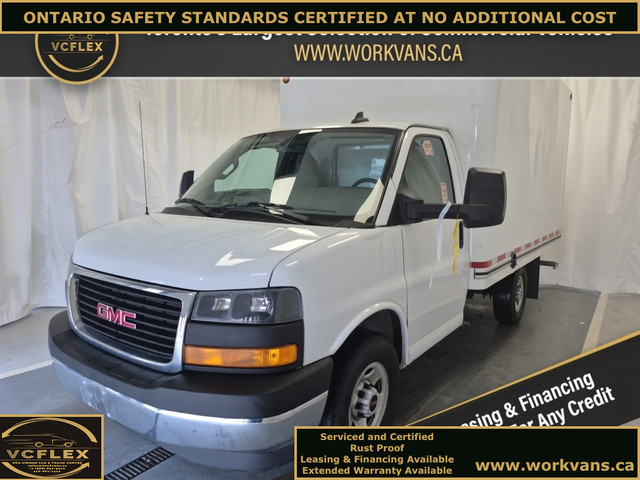2023 GMC Savana G3500 - 14Ft Box - Single Rear Wheel - V6 Gasoli in Cars & Trucks in City of Toronto