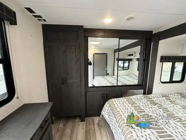 2023 KZ Sportsmen 363FL in Travel Trailers & Campers in Truro - Image 20
