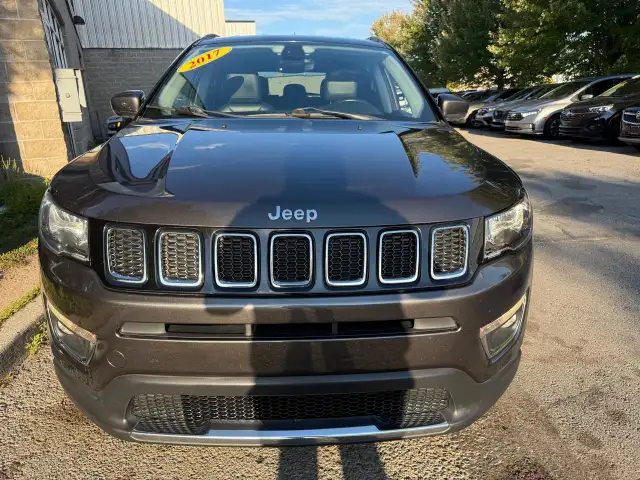 2017 Jeep Compass LIMITED 4x4 | LEATHER | CARPLAY | REMOTE START in Cars & Trucks in Ottawa - Image 4