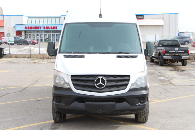 2018 Mercedes-Benz Sprinter Cargo Van 2500 170 High-Roof in Cars & Trucks in Mississauga / Peel Region - Image 2