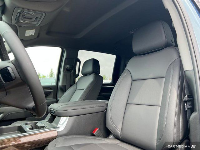 2025 Chevrolet Silverado 3500HD LT 4WD Crew Cab | Z71 & Trail in Cars & Trucks in Strathcona County - Image 3