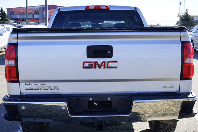 2018 GMC Sierra 1500 SLE in Cars & Trucks in Edmonton - Image 4