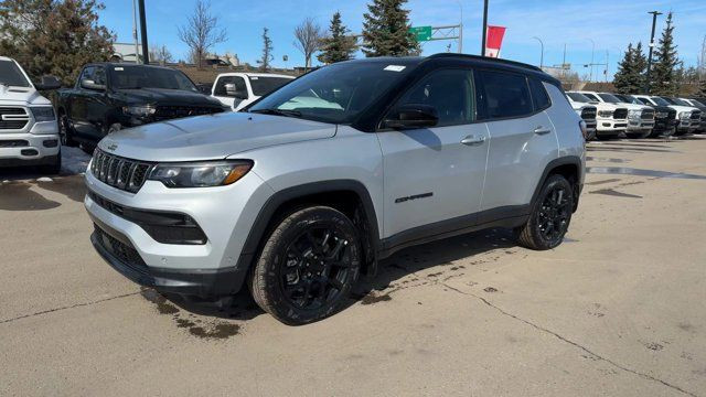 2024 Jeep Compass Altitude | Sunroof | Remote Start in Cars & Trucks in Edmonton - Image 4